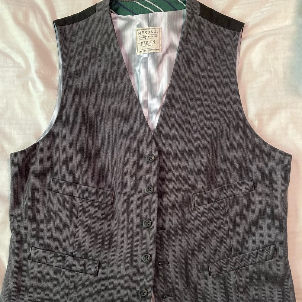 Merona vest (size medium)
